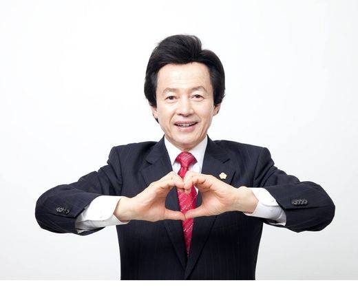 [ 사진 허경영 페이스북 페이지 ]