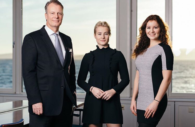 노르웨이 투자회사 페르드의 CEO 요한 안드레센, 그의 두 딸이자 상속자인 카타리나, 알렉산드라 (왼쪽부터) [출처=알렉산드라 안드레센 인스타그램) ]