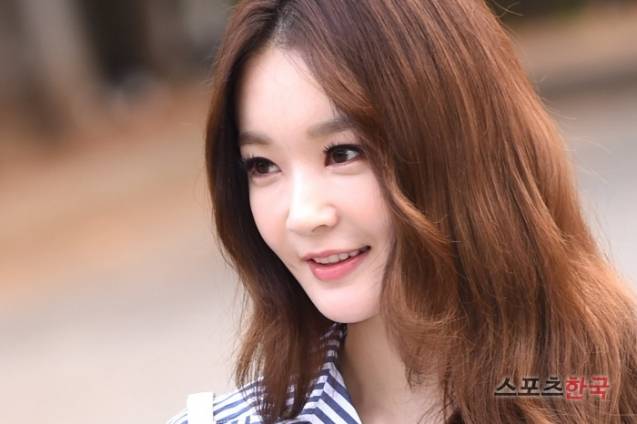 강민경이 14일 서울 영등포구 여의도동 KBS 신관 공개홀에 등장하고 있다. 사진=장동규 기자 jk31@hankooki.com