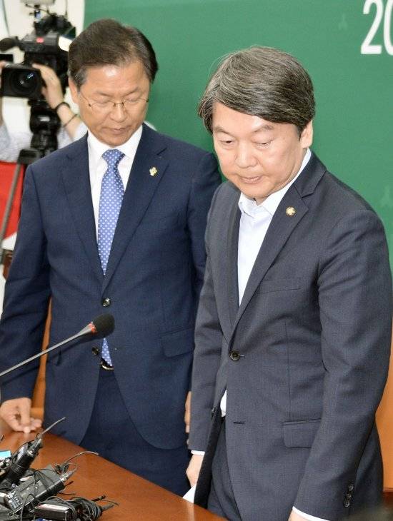 왼쪽이 국민의당 천정배 전 대표