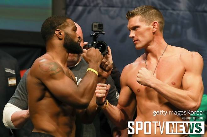 ▲ 타이론 우들리(왼쪽)과 스티븐 톰슨은 13일 UFC 205에서 웰터급 타이틀을 놓고 붙는다.