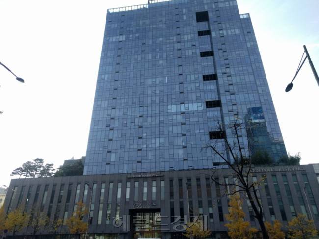 최순실이 자주 드나든 차움의원이 입점한 서울 청담동 주상복합오피스텔 피엔폴루스