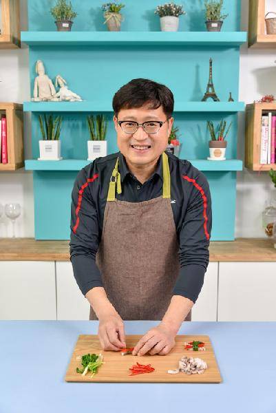 [헬스조선]윤석기 원장은 당뇨병에 좋은 음식으로 아미노산과 타우린이 풍부한 낙지로 만드는 낙지파강회를 추천했다/사진출처=헬스조선DB