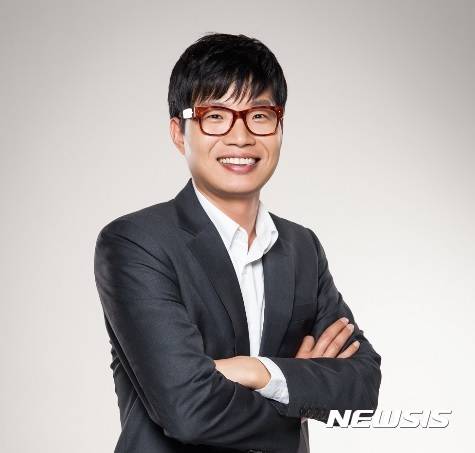 【서울=뉴시스】송재룡 트레져헌터 대표. 송 대표는 "MCN은 10~20대 전유물이 아니다. 한번 경험하면 누구나 MCN 고유의 매력을 느낄 수 있다"고 말했다.(사진/트레져헌터)