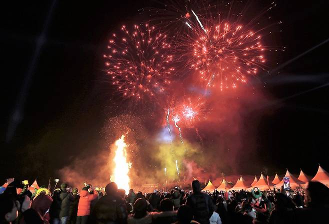지난 1월 1일 성산일출축제 장면(성산읍사무소 제공).