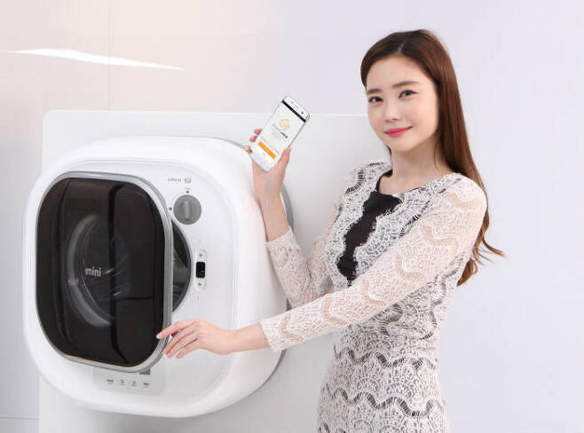 동부대우전자 첫 IoT 적용 신제품 벽걸이 드럼세탁기 `미니` (모델명 DWD-03MBLC)