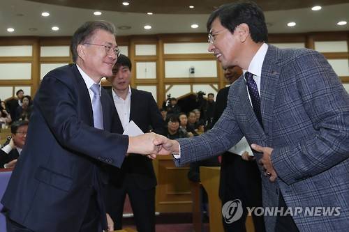 안희정 문재인/사진=연합뉴스