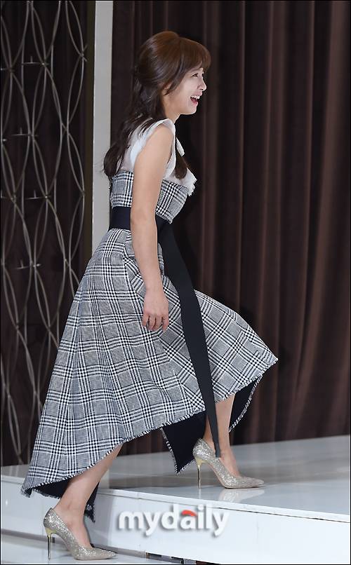 ▲남상미, '떨리는 발걸음'