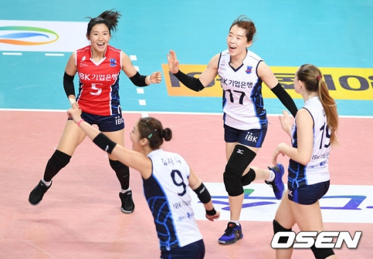 김미연(가운데).