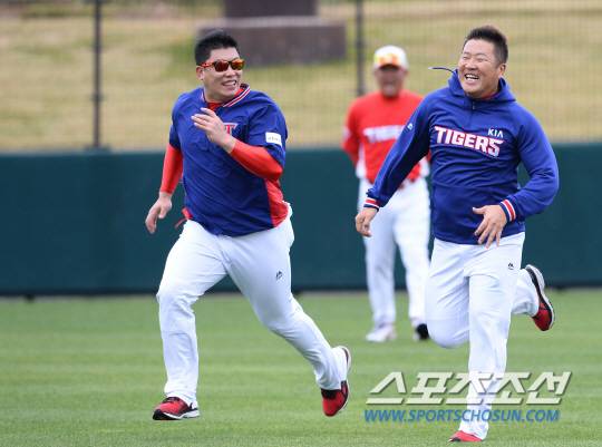 이 둘~ 정말 진심으로 달린다.