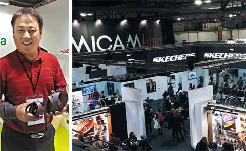 지난 13일 이탈리아 밀라노에서 열린 신발 전시회 미캄에서 바이네르 김원길 대표가 해외 전시 업체의 신발을 들고 있다. 김 대표는 “올가을 미캄부터 전시 부스를 설치해 해외 브랜드와 정면 승부를 하겠다”고 밝혔다(왼쪽). 미캄이 열린 이탈리아 밀라노 로 컨벤션센터 전경. 관람객들이 유명 브랜드별로 마련된 전시 부스에 들러 최신 제품을 둘러보고 있다(오른쪽). 미캄은 세계 최대 신발 전시회로, 매년 2월과 9월 두 차례 열린다. /이영완 기자