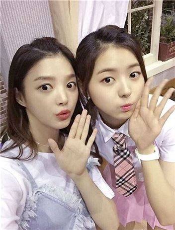 엄현경과 프리스틴 나영/사진=엄현경 인스타그램 캡처