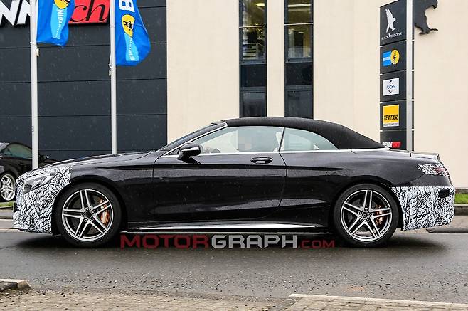 메르세데스-벤츠 S63 AMG 카브리오 시험주행차