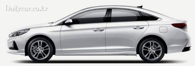 쏘나타 뉴 라이즈 (기존 쏘나타와 측면은 거의 동일함)