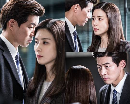 귓속말 이보영 이상윤 스틸 컷