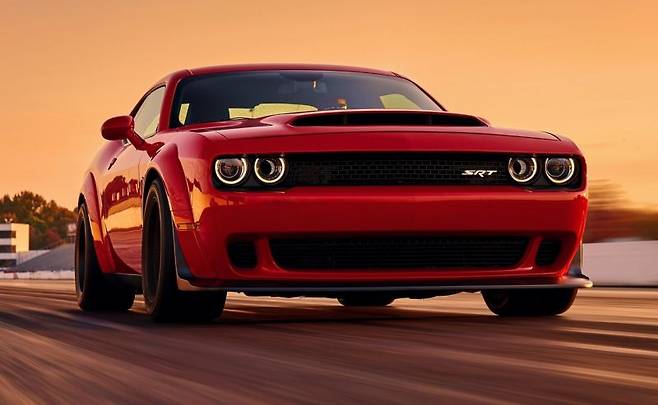 닷지 챌린저 SRT 데몬