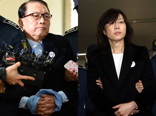 블랙리스트 문건과 관련해 김기춘 전 청와대 비서실장(왼쪽)과 조윤선 문화체육관광부 장관은 지난 1월21일 새벽 구속됐다. 조 장관은 구속 직후 장관직을 사퇴했다. 두 사람이 다음날인 22일 특검에 소환되고 있다. 뉴시스