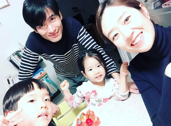 　[사진=고민정 인스타그램]