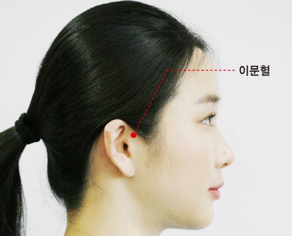 모델 | 이주하 간호사