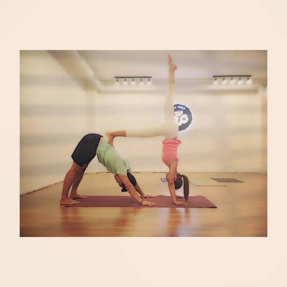 요가 하는 SM 걸그룹 소녀시대 유리.