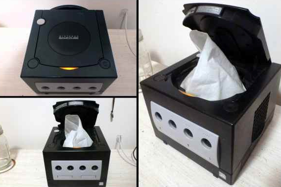 휴지 케이스로 변신한 큐브