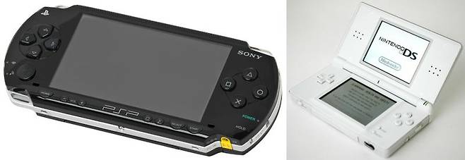 소니의 PSP(좌)와 NDS(우)