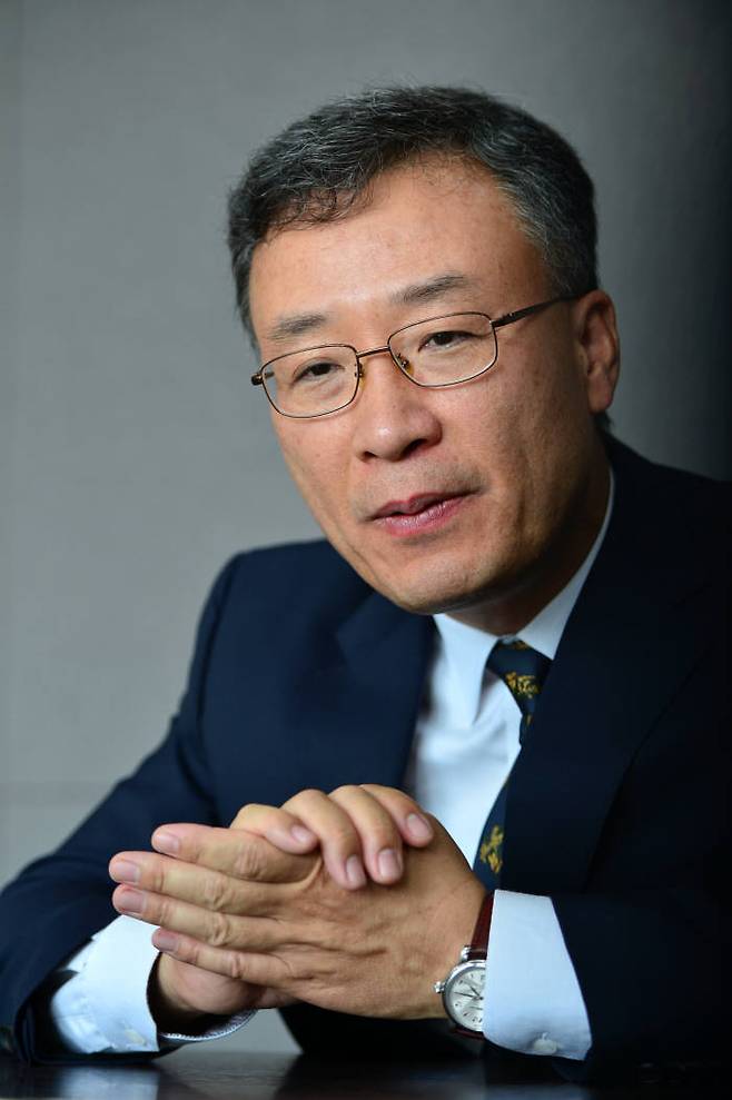 심성훈 케이뱅크 행장은 “인터넷은행의 최대 장점은 편의성”이라며 “인터넷은행의 성공적인 성장을 위해 은산분리를 완화해야 한다”고 강조했다.