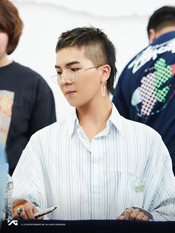 [사진 위너 페이스북]