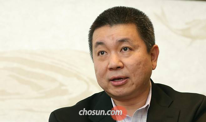 재미 한인 의사 큐 리 박사는 “앞으로 다양한 인공지능 의사가 등장해 환자는 자신의 상태를 정확히 알고 코치하는 인공지능 주치의를 옆에 두고 살아갈 것”이라고 말했다. /이태경 기자