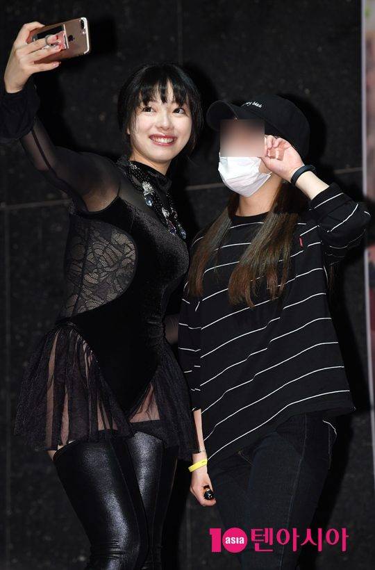 전 일본 AV 배우 츠나마요(사쿠야 유아)가 9일 오후 서울 마포구 서교동 하나투어 브이홀에서 열린 마사오닷컴이 주최한 ‘츠나마요의 팬 미팅’ 행사에 참석했다.