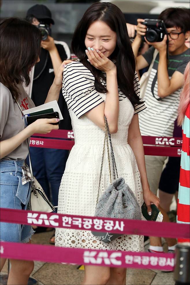 [★포토]윤아 '꺄르르'