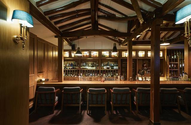 코블러. 바 제공.