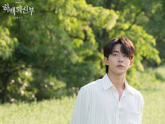 앞에서 보면 울프컷인지 제대로 보이지 않는 것이 요즘 울프컷의 특징이다. [사진 tvN 페이스북]