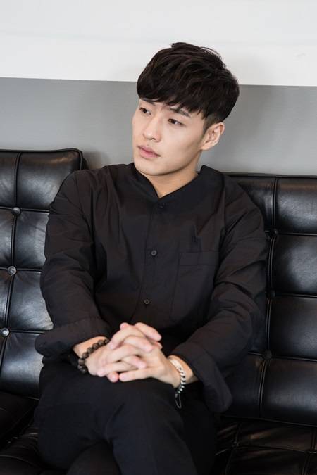 강하늘