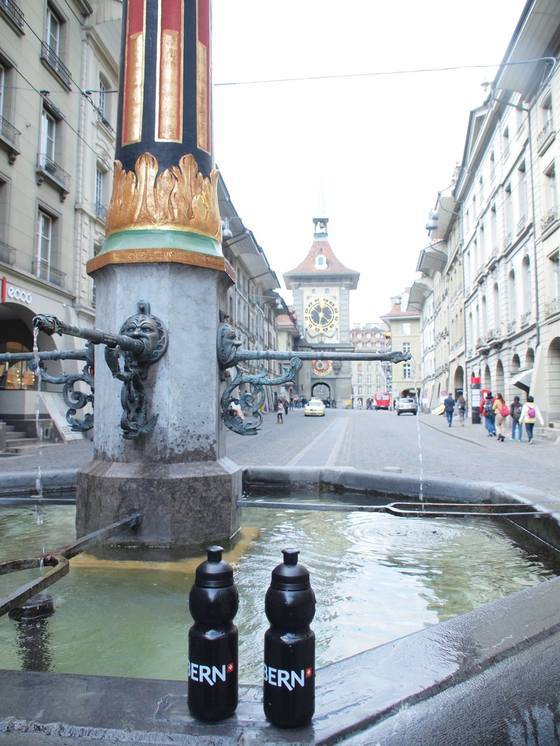 여행 중 챙겨다니면 유용한 지그 물병. [사진 스위스관광청]