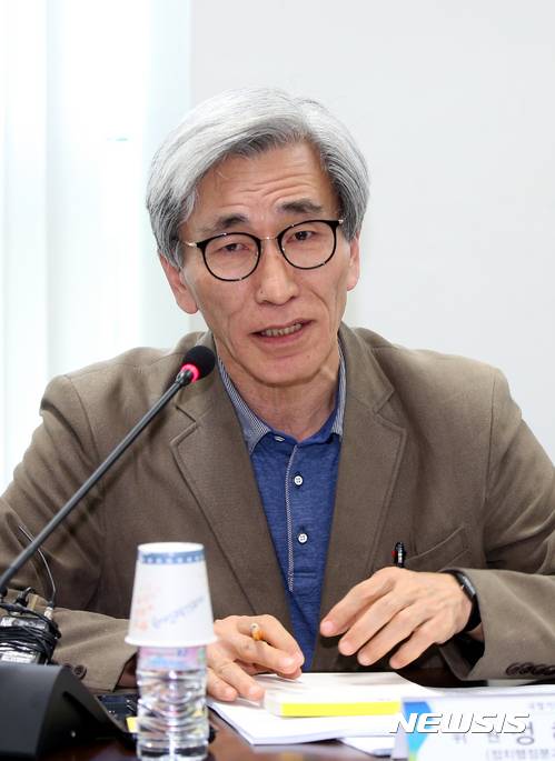 【서울=뉴시스】정해구 정책기획위원회 위원장의 모습. (사진=뉴시스DB) 2017.05.28.