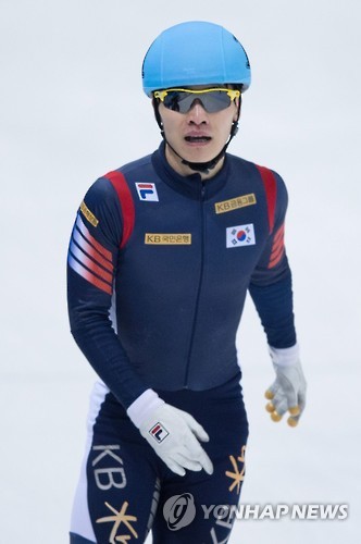 2015-2016 국제빙상경기연맹(ISU) 쇼트트랙 월드컵 5차 대회 남자 1,500ｍ 2차 레이스 결승에서 우승한 서이라.(EPA=연합뉴스)