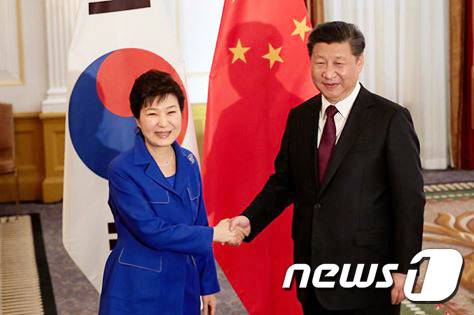 박근혜 대통령과 시진핑 중국 국가주석. (청와대) 2016.4.1/뉴스1 © News1 이광호 기자