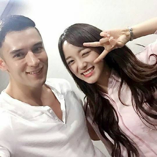 줄리엔강 김세정
