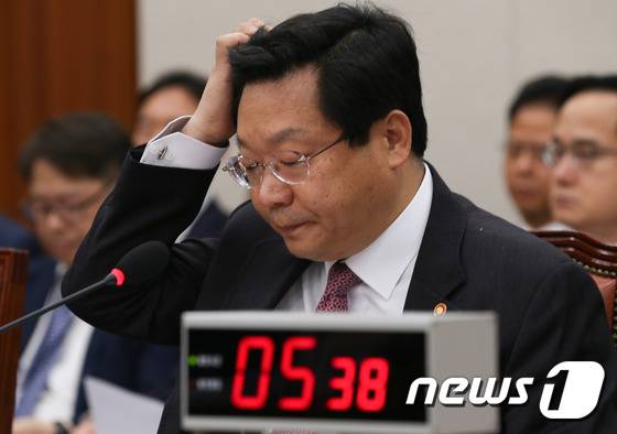 주형환 산업통상자원부 장관© News1 허경 기자