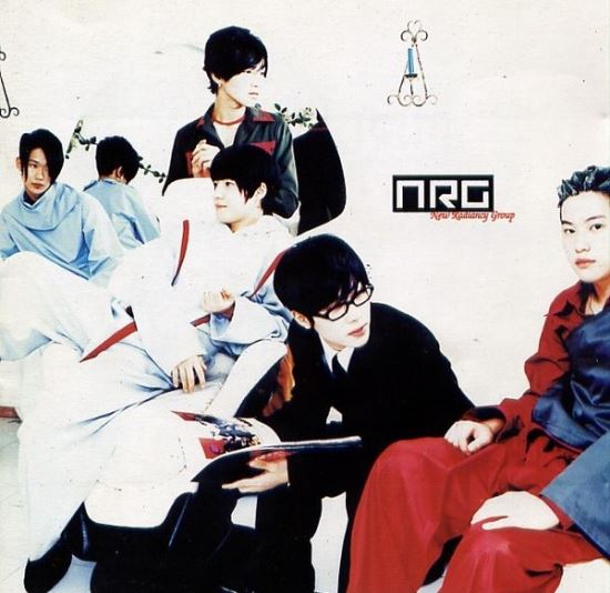 1997년 발매된 NRG의 1집 'New Radiancy Group' 앨범.