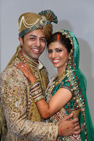 ⓒAP Photo 인도계 영국인 사업가 시리엔 드와니(왼쪽)와 인도계 스웨덴인 애니 힌도차의 결혼은 겉으로 보기에 완벽한 듯했다.