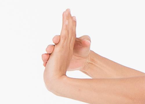 [헬스조선]손목터널증후군 예방을 위해서 맨손체조 및 스트레칭을 해주는 것이 도움이 된다/사진=자생한방병원 제공