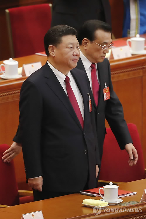 [베이징 AP=연합뉴스 자료사진] 시진핑 중국 국가주석(왼쪽)과 리커창 총리