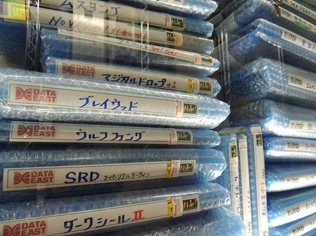 기판들