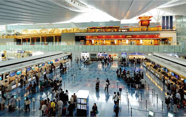 근거리 국제공항으로 전환한 뒤 나리타국제공항과 동반 성장한 일본 하네다공항.