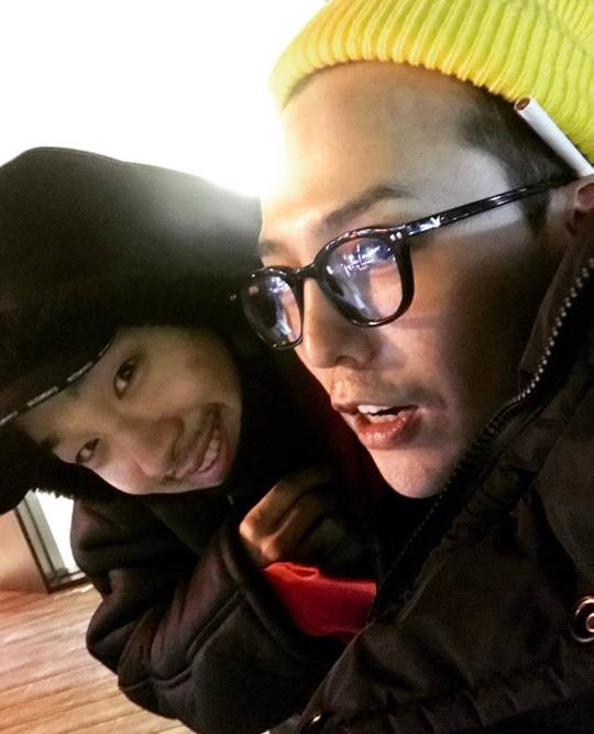 3월8일 지드래곤 인스타그램 사진