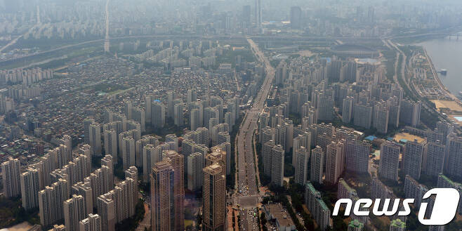 서울의 아파트 단지의 모습.© News1 박지혜 기자