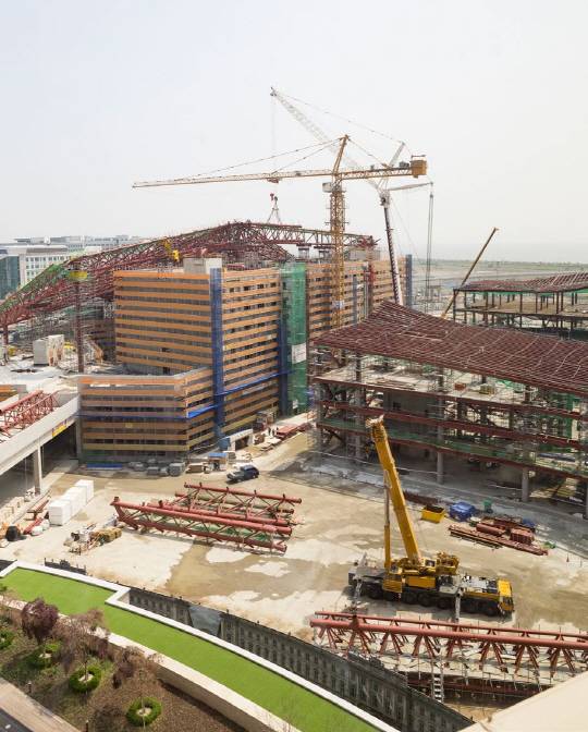 내년 상반기 개장 예정인 파라다이스시티 2차 건물. 한창 공사가 진행 중이다.