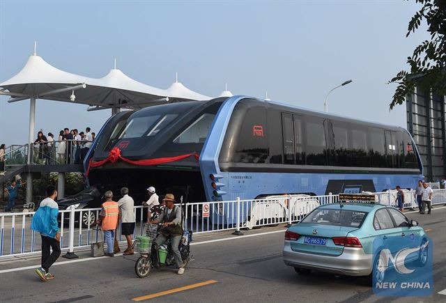 중국의 터널버스 ‘바톄 프로젝트’가 투자 유치를 위한 사기극으로 알려졌다.